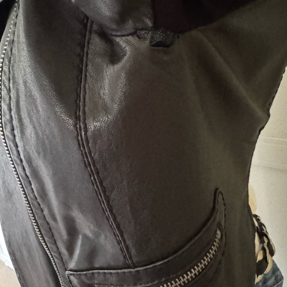 Revolve BcbgMaxAzria fitted black genuine leather jacket XXS - Picture 5 of 7